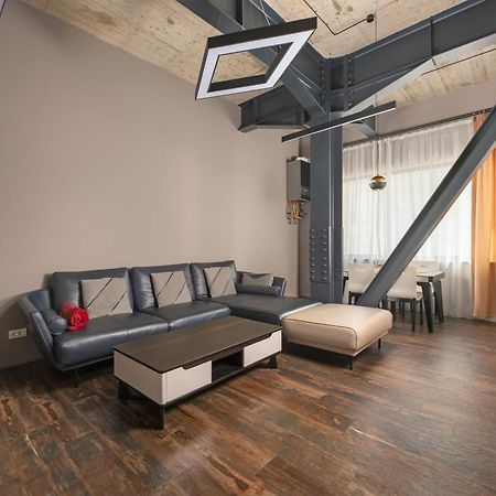 Arthomes Apartments Тимишоара Экстерьер фото